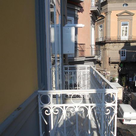 Manuela Apartments San Domenico Centro Storico ナポリ エクステリア 写真
